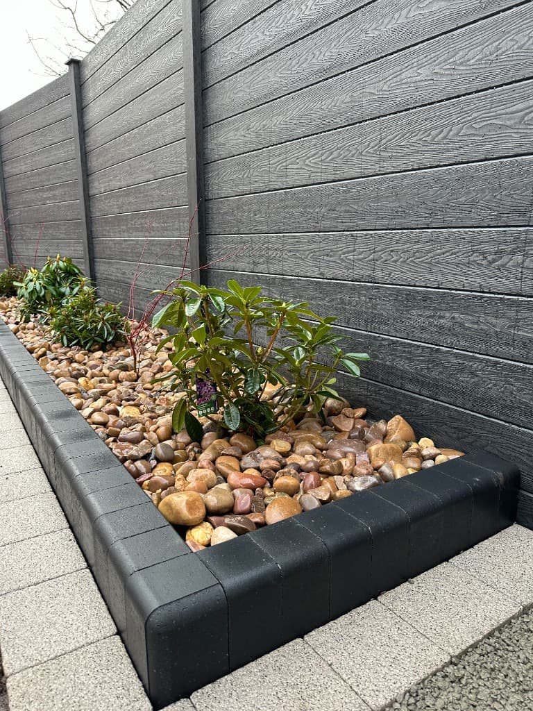 Composite fencing installation